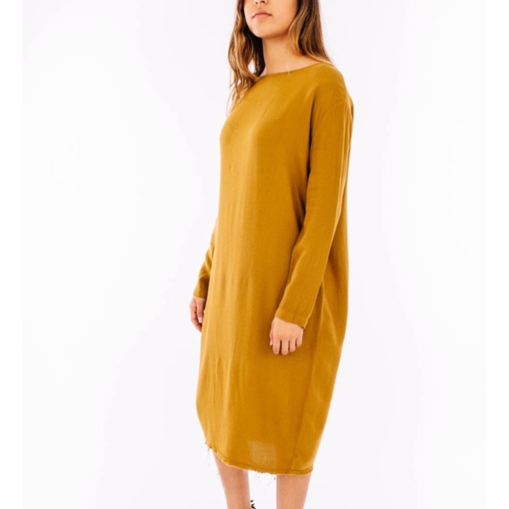 NWOT BLACK CRANE “Slim” Dress